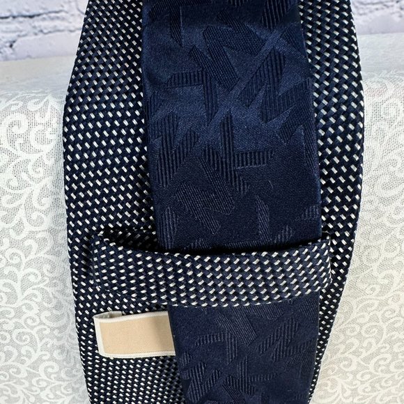 Michael Kors 100% Silk Navy/Silver Mini Dot Neck Neck Tie, 3 1/4‎ Inch Wide - Picture 5 of 9